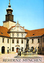 Picture: Cover of the official guide "Munich Residence"