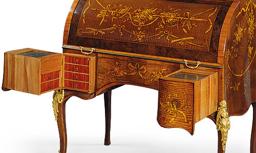 Picture: Desk by David Roentgen, detail